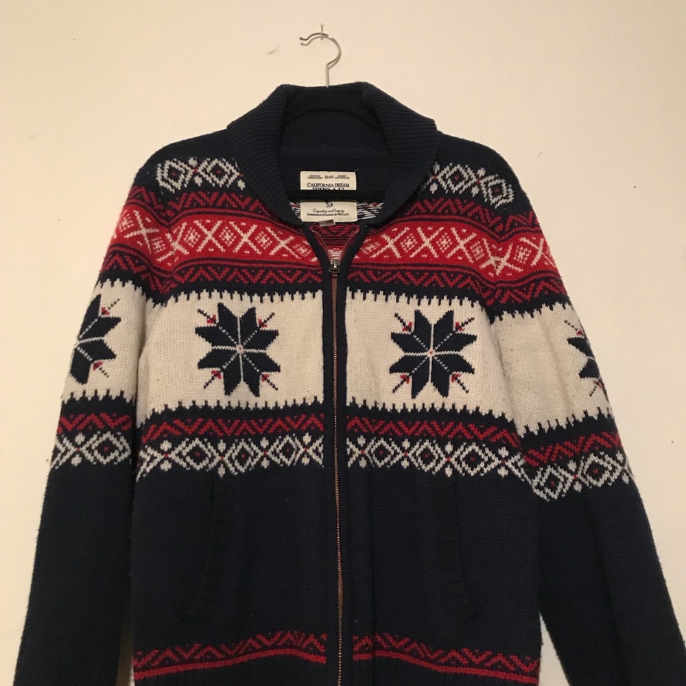 Amazing Sweater by WHO A U